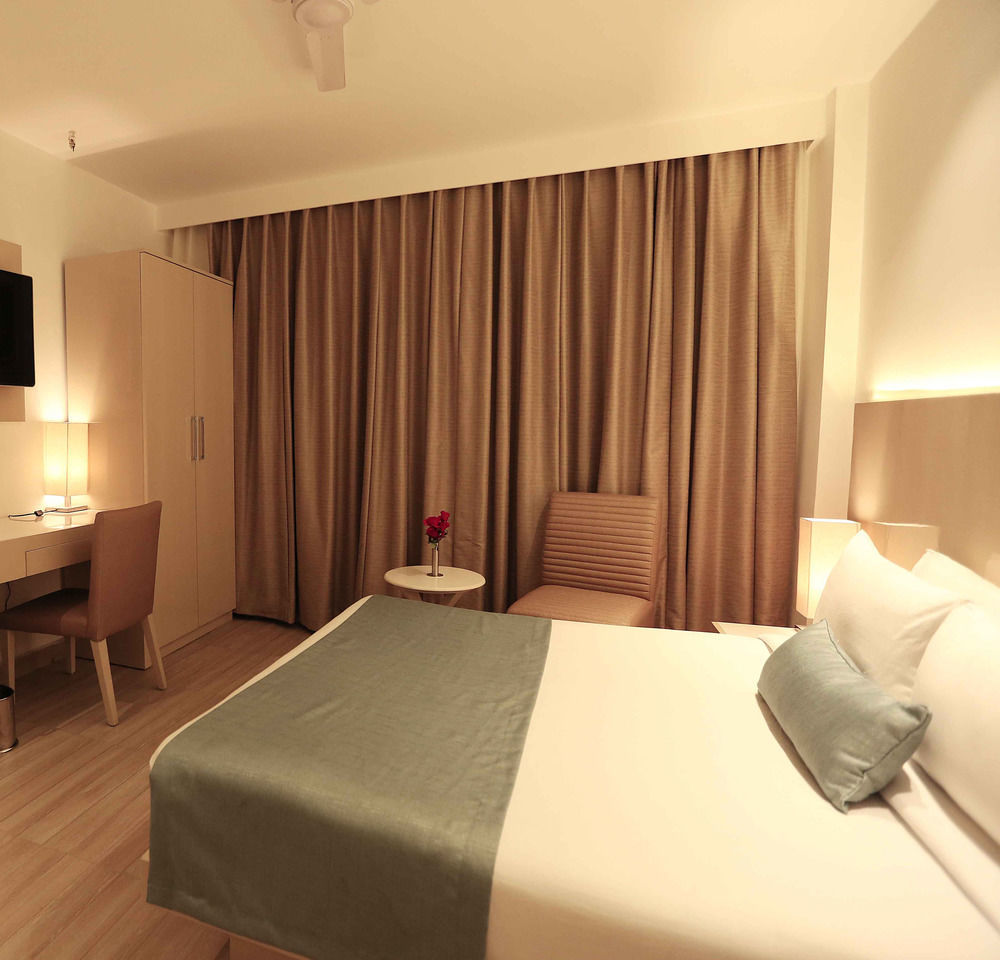 Hotel Shanti Palace West New Delhi Eksteriør bilde